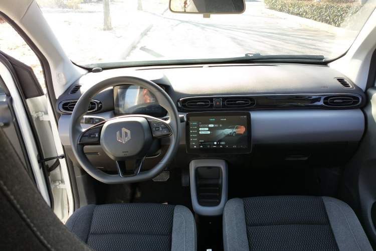 Used Leapmotor T03 2021 400 Lite Edition - Lithium-Ion Battery
