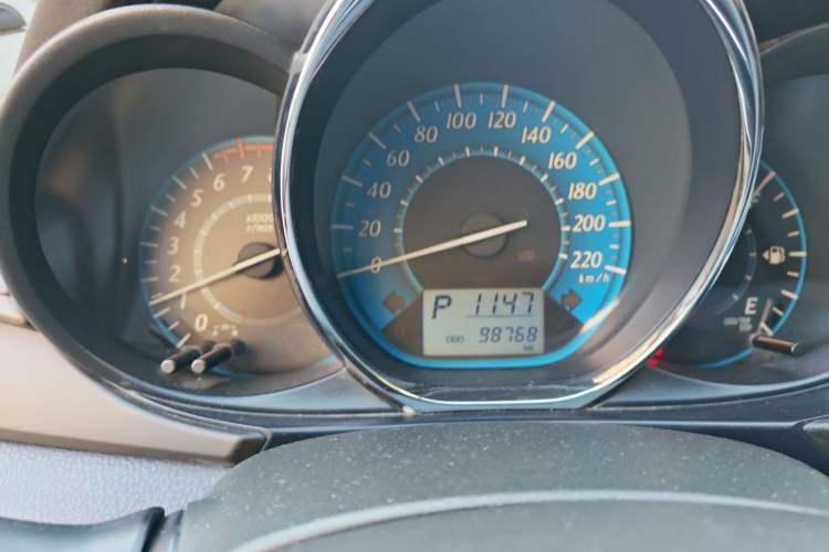 Used Toyota YARiS L Zhi Xuan 2015 1.5E Automatic Charm Edition