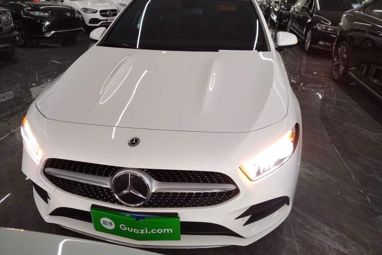 Used Mercedes-Benz A-Class 2021 A 200 L Sport Sedan Fashion Model
