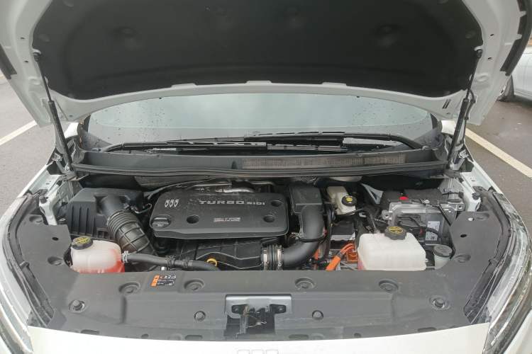 Used Buick GL8 New Energy 2025 Lu Shang Luxury Edition 7-Seater
