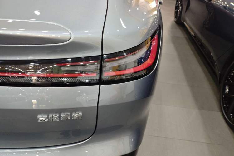 Used Baojun Enjoy 2025 Plug-in Hybrid 140km Luxury Edition
