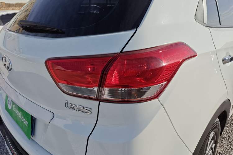 Used Hyundai ix25 2017 1.6L Automatic Smart Version
