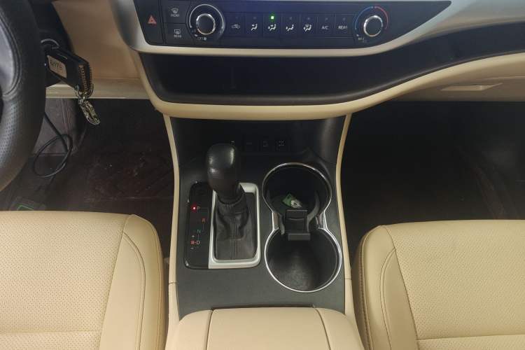 Used Toyota Highlander 2021 2.0T Four-Wheel Drive Elite Edition 7-Seater
