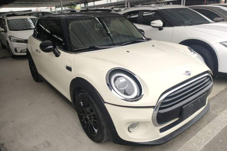 Used  MINI 2018 1.5T COOPER Classic Edition
