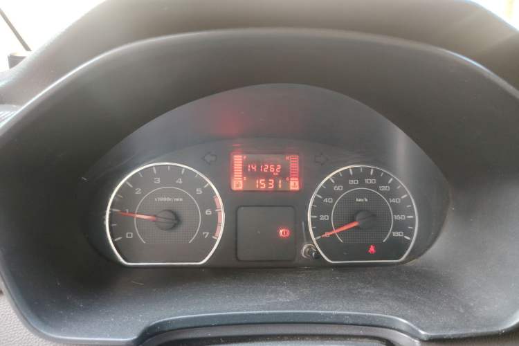 Used Wuling Hongguang V 2019 1.5L Jingqu Version China VI LAR
