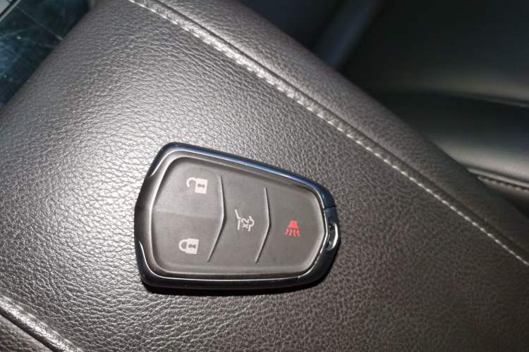 Used Cadillac XT4 2021 28T Two-Wheel Drive Leading Version
