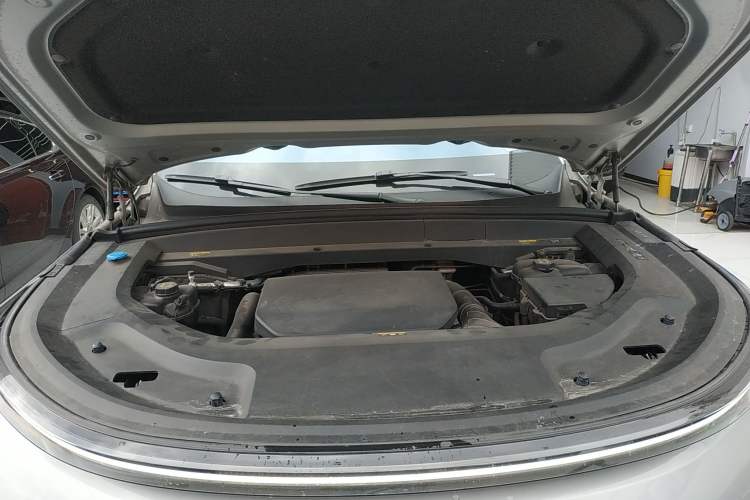 Used Li Auto L9 2022 Max model
