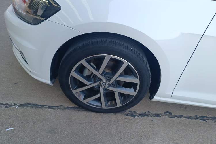 Used Volkswagen Golf 2018 230TSI Automatic Comfort Model
