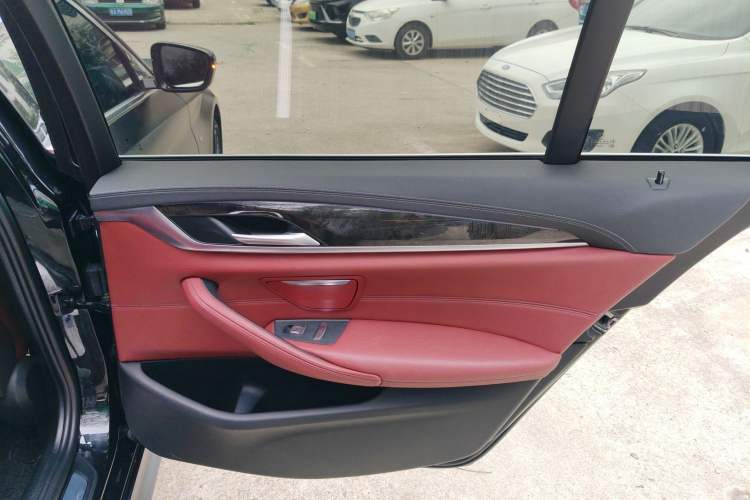 Used BMW 5 Series 2020 530Li Leading Model M Sport Package