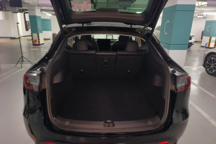 Used Tesla Model Y 2022 Rear-Wheel-Drive Version