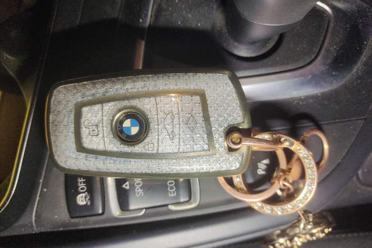 TDK.VehicleDetails.img