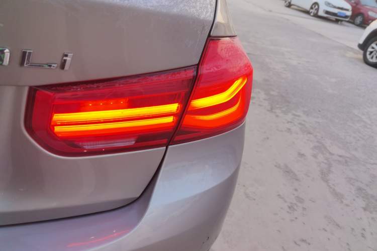 Used BMW 3 Series 2018 320Li Fashion Model
