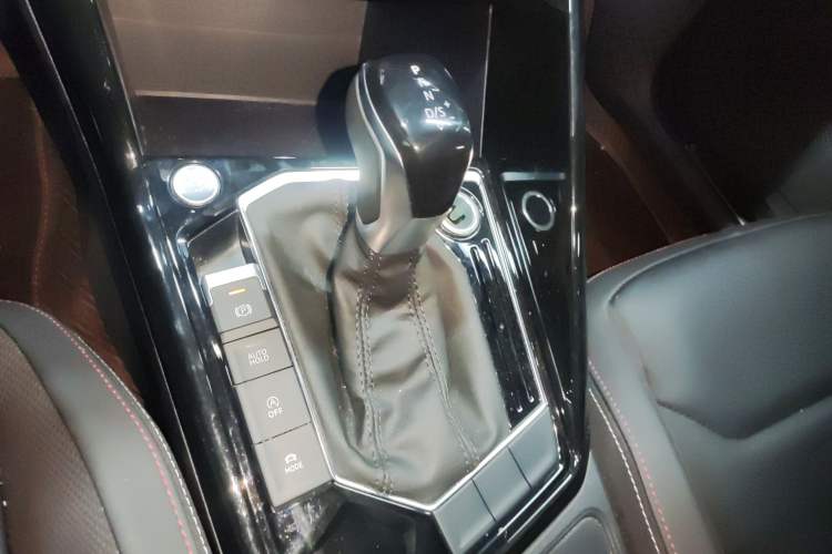 Used Volkswagen Tayron 2022 280TSI Two-Wheel Drive Luxury Smart Connectivity Version
