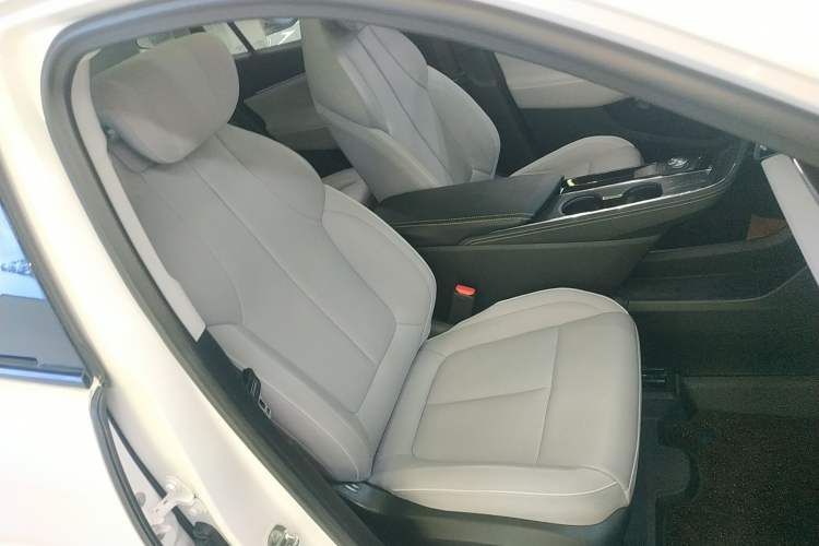 Used Buick E5 2023 Zhenxiang Standard Range Edition