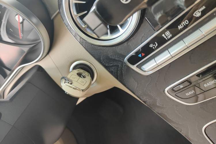 Used Mercedes-Benz C-Class 2015 C 200 L Sport Edition
