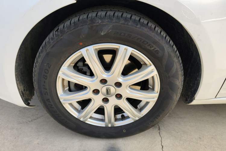 Used Qoros 3 2018 Sedan 1.6L Automatic Leading Model