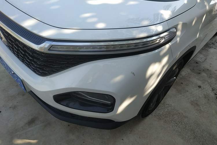 Used Baojun RM-5 2019 1.5T Manual Elite Version with 24-Hour Online Service 6 Seats
