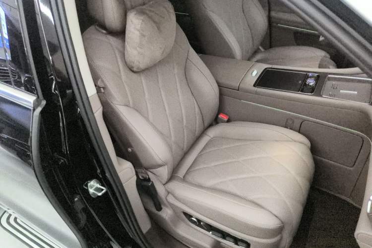 Used Hima AITO M9 2025 Extended-Range Ultra Version 52 kWh 5-Seater Edition