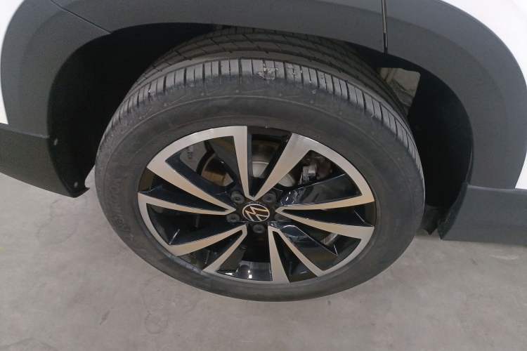 Used Volkswagen Tharu 2021 280TSI Two-Wheel-Drive Luxury Plus Edition
