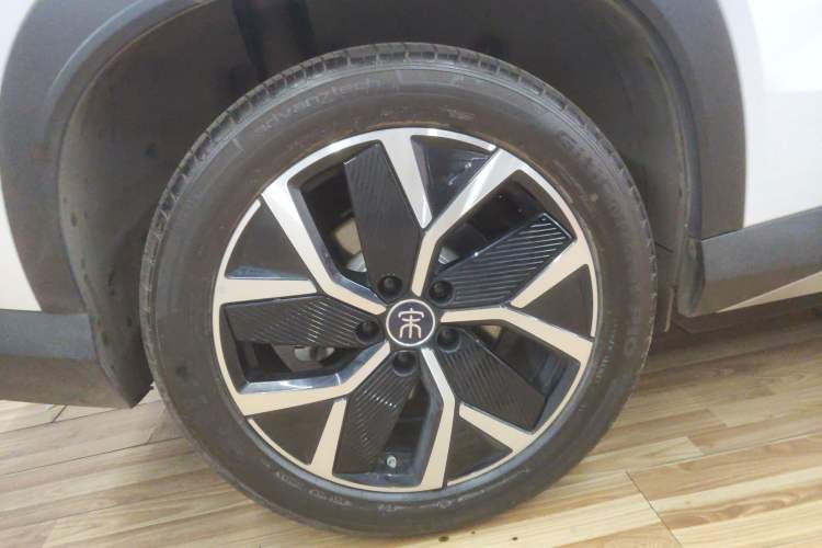 Used BYD Song L DM-i 2025 Intelligent Driving Version 160 km Beyond-Range Type