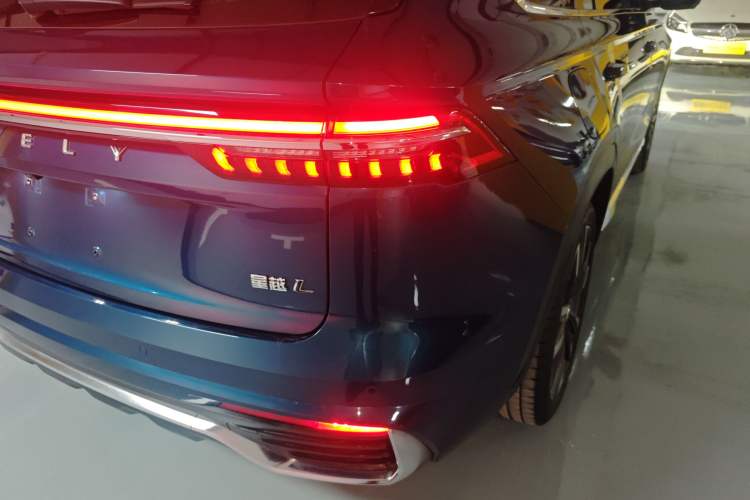 Used Geely Auto Monjaro L 2021 2.0TD DCT EVO Two-Wheel Drive Prestige Version
