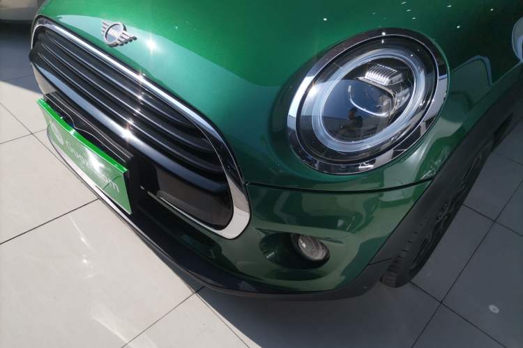 Used  MINI 2021 1.5T COOPER Classic Edition Five-Door Version
