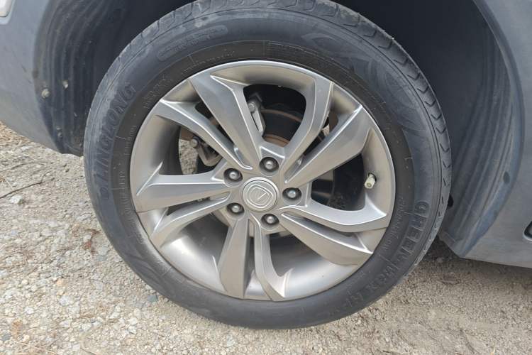 Used Changan CS15 2019 1.5L Manual Entry-Level Version China V Standard
