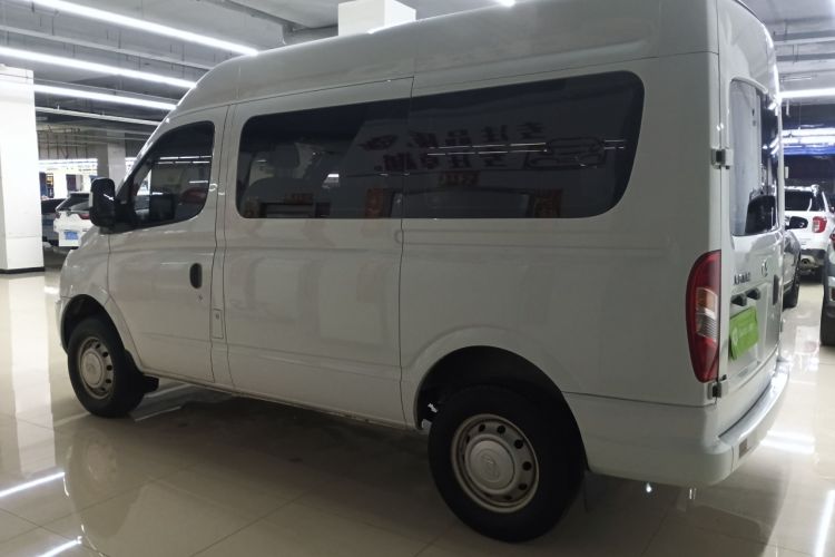 Used SAIC MAXUS Xintu V80 2021 2.0T Manual Classic Aoyuntong Short Wheelbase Mid-Height 7/8/9-Seater
