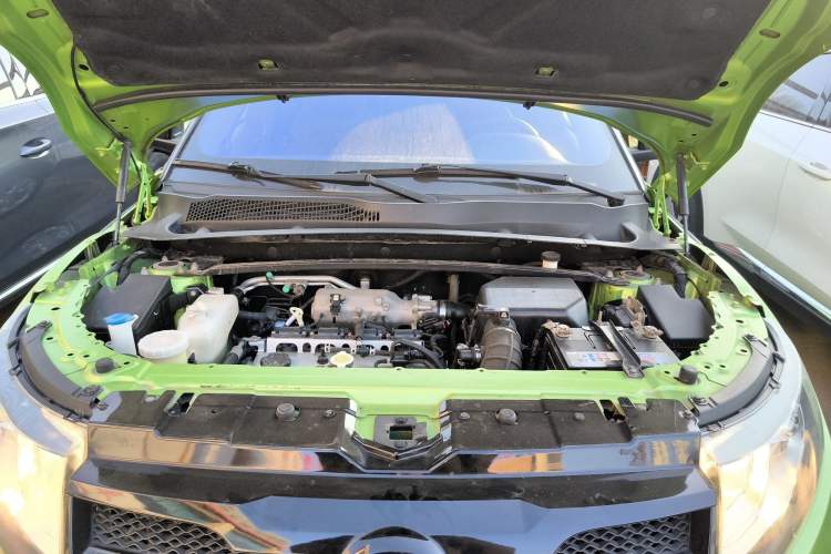 Used Land X7 2015 2.0T Panoramic Prestige Edition
