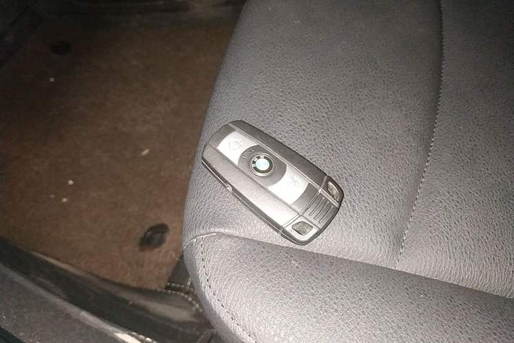 Used BMW X1 2014 sDrive18i Leading Model
