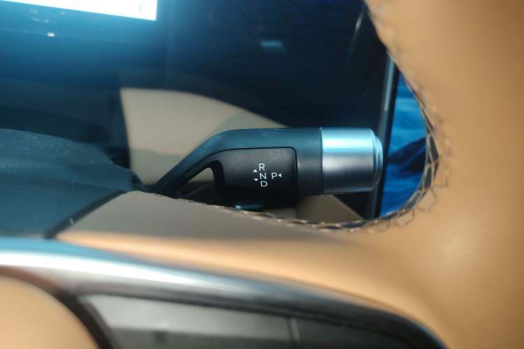 Used  L7 2025 EM-i 115km Exploration+ Edition