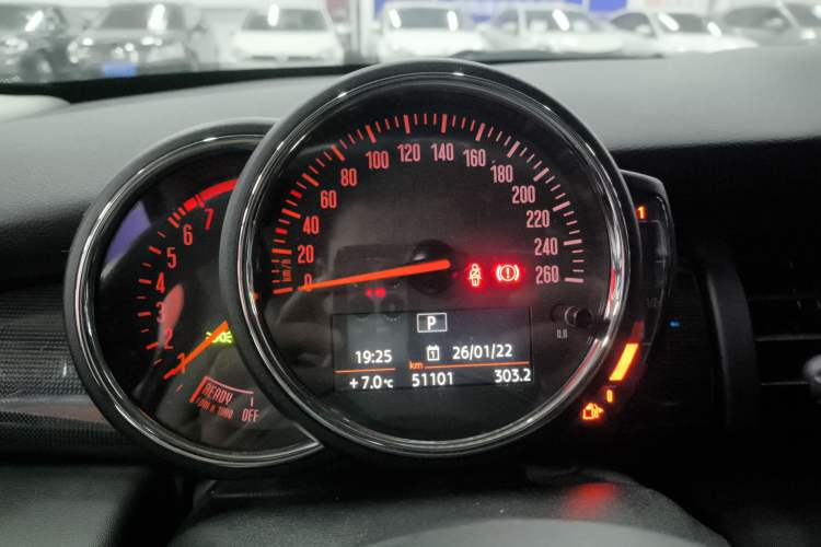 Used  MINI 2019 1.5T COOPER Artist
