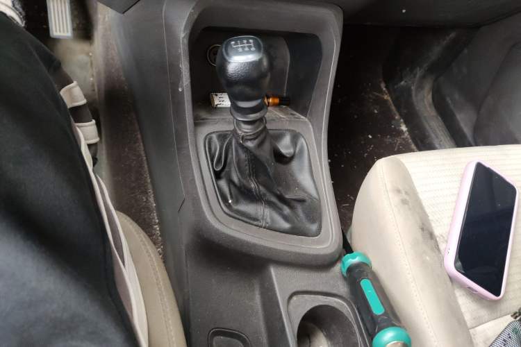 Used Wuling Hongguang V 2019 1.5L Jingqu Version China VI LAR