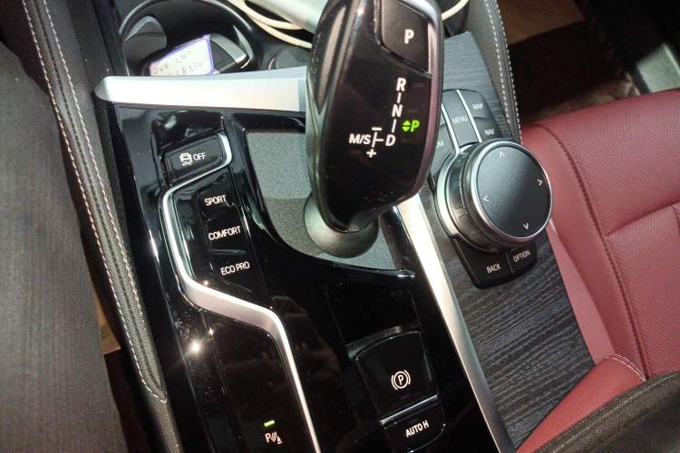 Used BMW 5 Series 2023 Restyled 530Li Leading Edition M Sport Package