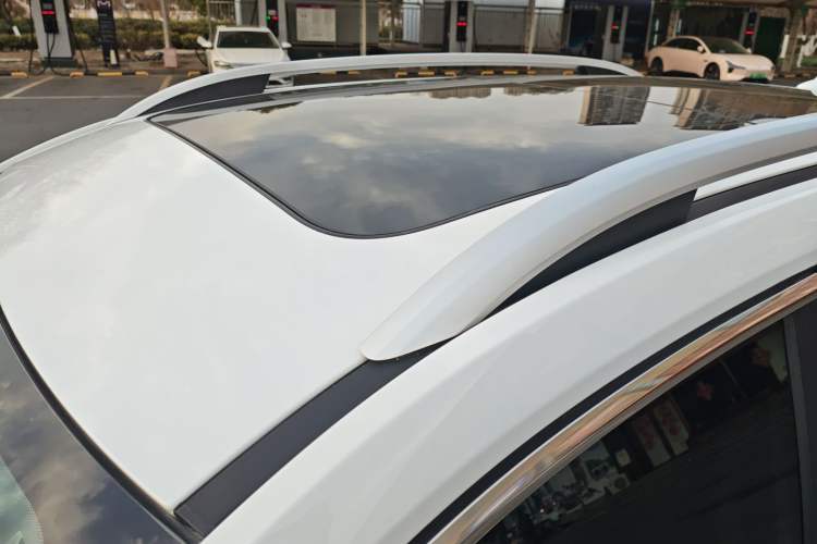 Used Roewe RX5 2020 20T Automatic 4G Connected Million Edition
