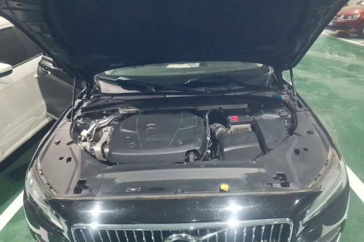 Used Volvo S90 2019 T5 Zhiyuan Edition
