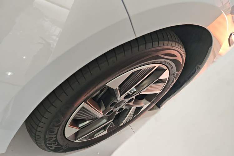 Used AION S Plus 2023 70 Enjoyment Edition Ternary Lithium