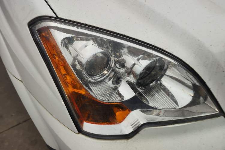 Used Roewe W5 2014 1.8T 2WD Automatic Tharu Special Edition
