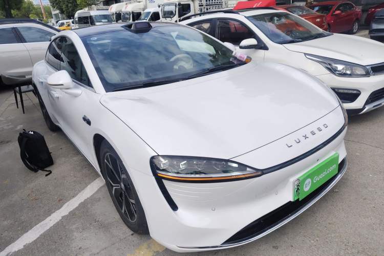 Used Hima Luxeed S7 2025 855 km Max