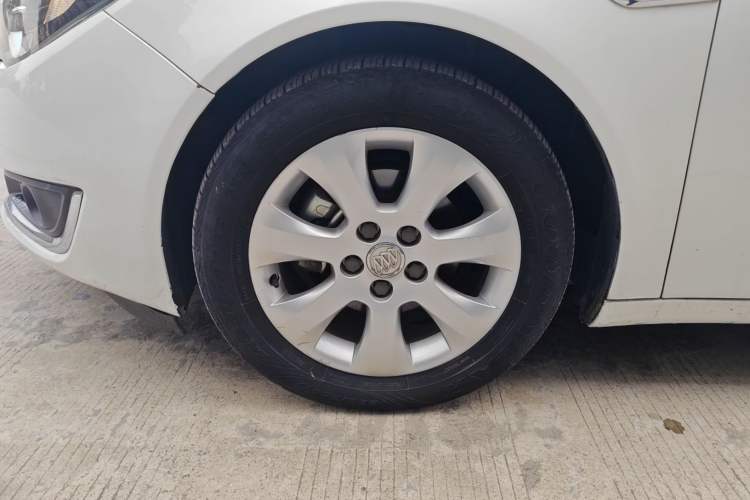 Used Buick Regal 2014 2.0L Leading Fashion Edition