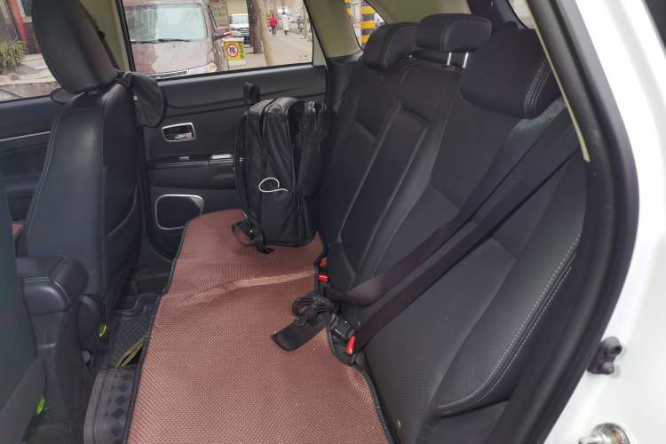 Used Mitsubishi ASX 2018 2.0L CVT Two-Wheel Drive Deluxe Edition