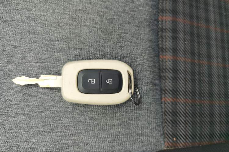 Used Dongfeng NAMMI EX1 2022 PRO Joyful Edition
