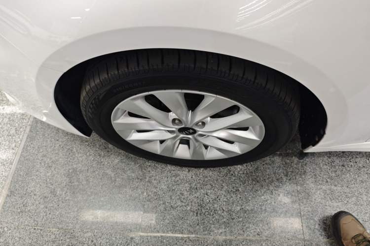 Used Kia K5 2016 1.6T Automatic LUX
