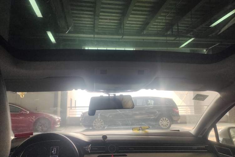 Used Volkswagen Magotan 2018 330TSI DSG Advanced Model
