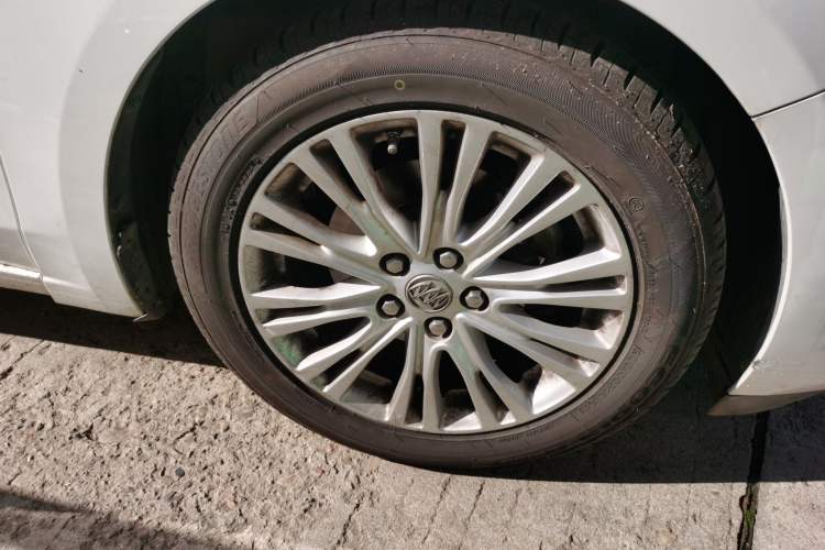 Used Buick GT 2015 15N Automatic Elite Version