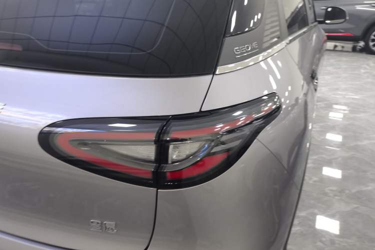 Used  Geome 2025 310km Youth Edition
