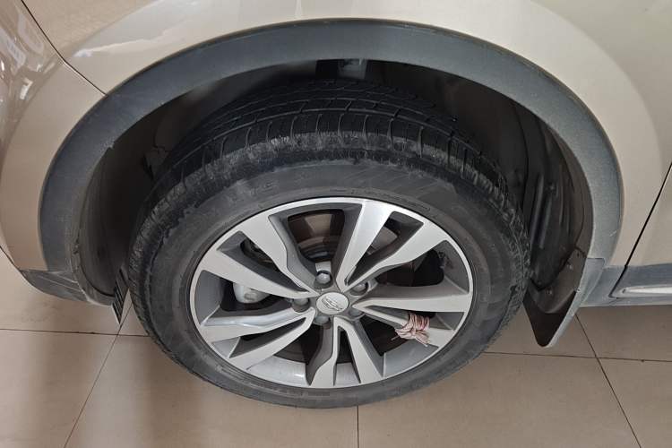 Used Geely Auto Emgrand X7 Sport 2016 1.8TD Automatic All-Wheel-Drive ZhiZun Edition
