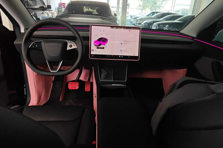 Used Tesla Model Y 2025 Rear-Wheel-Drive Version