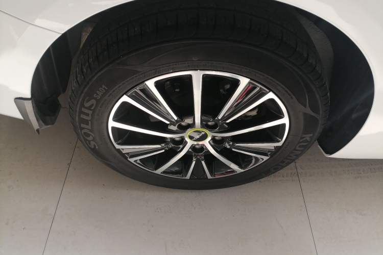 Used Roewe i5 2021 Revised 1.5L CVT Starry Edition
