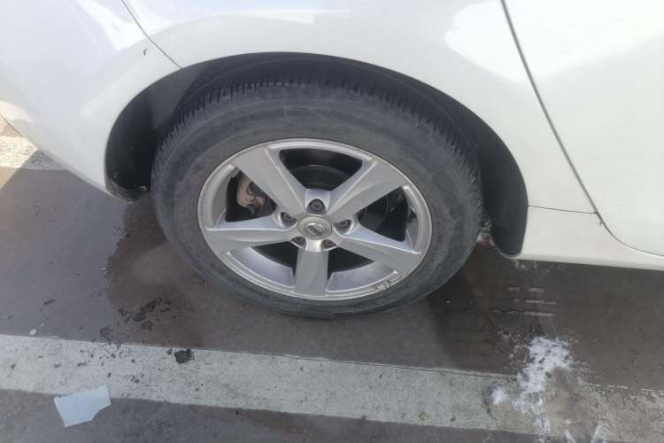 Used Volvo V40 2017 T3 Smart Edition